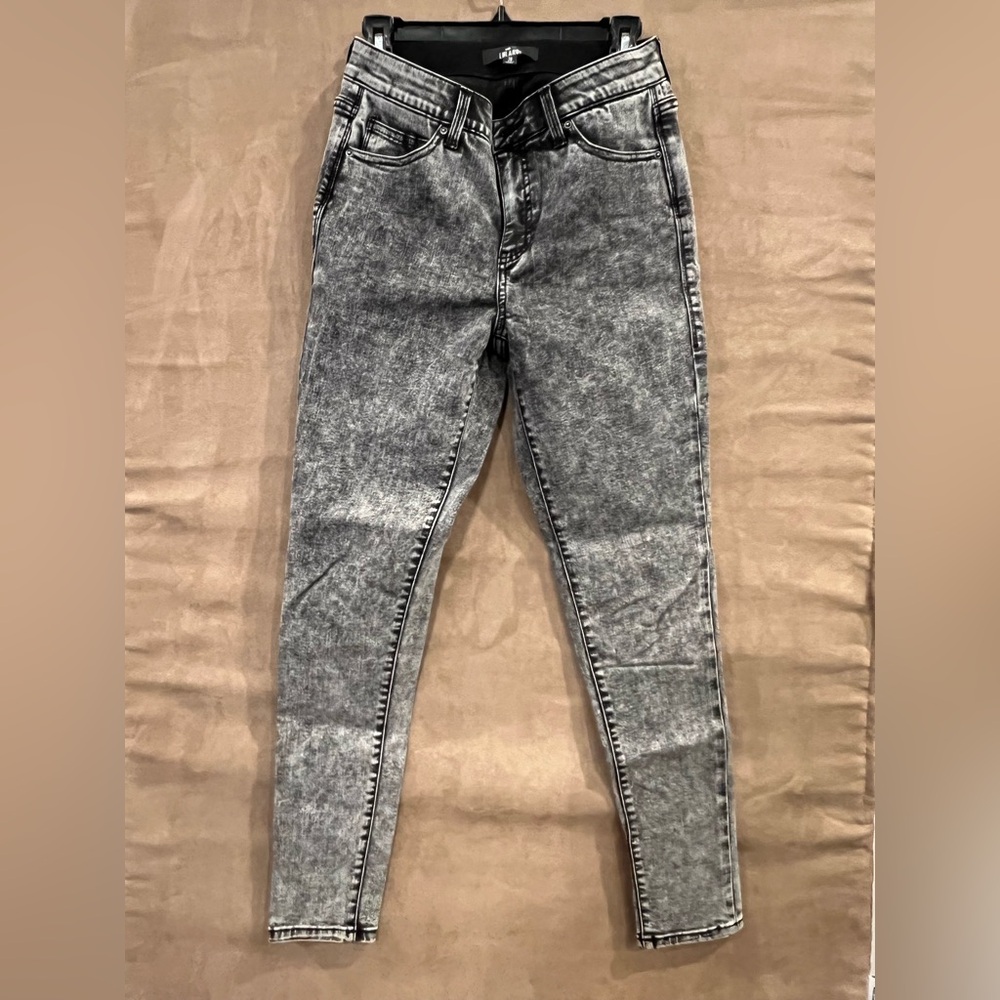 LuLaRoe Grayish Jeans with Distressed Finish, new without tags. Never worn